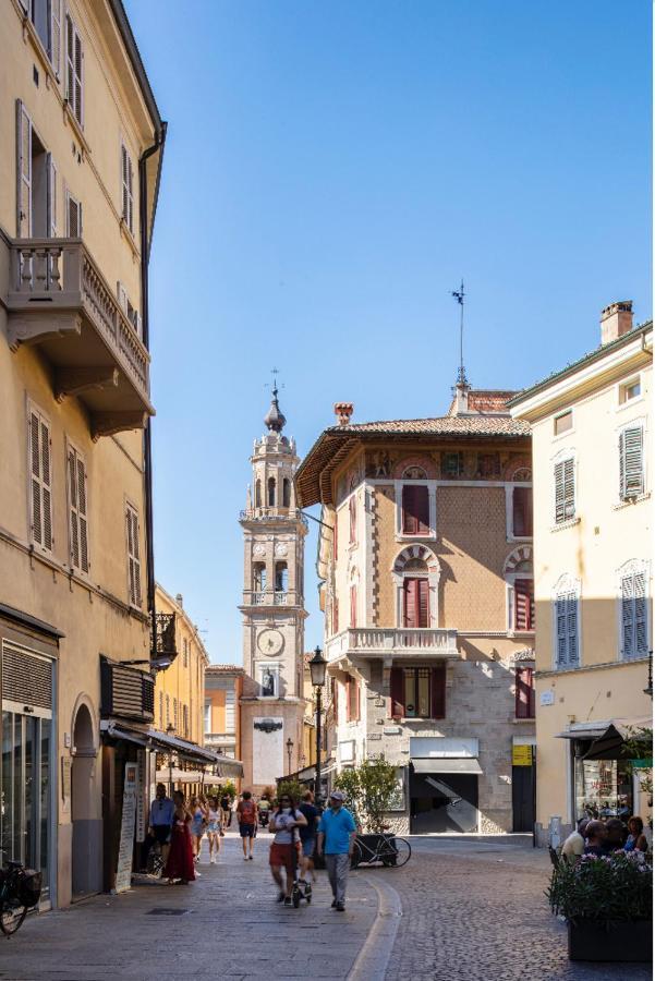 Maison del Ducato “Cavour 24” Parma Esterno foto