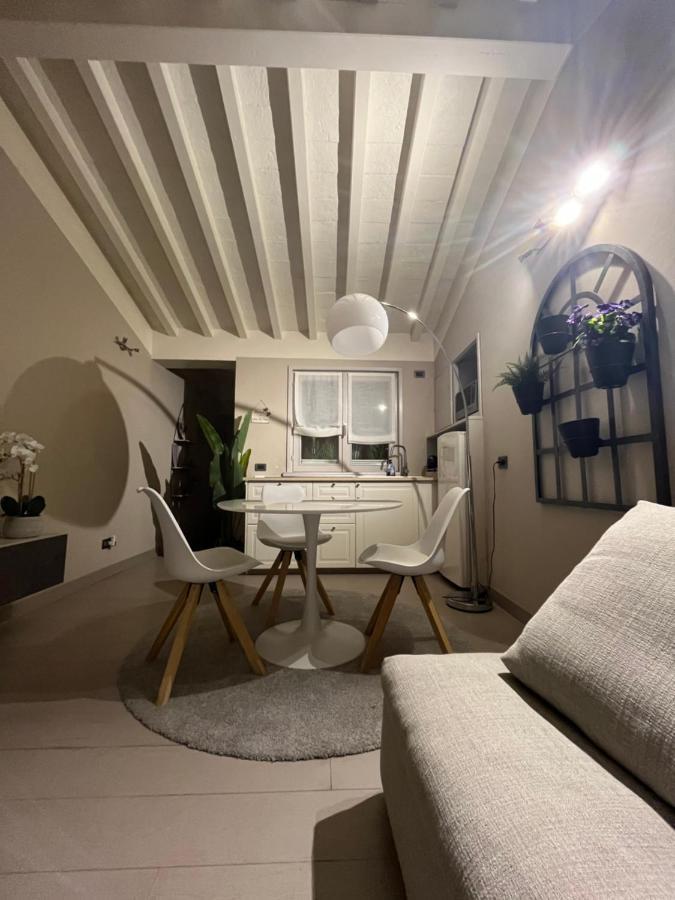 Maison del Ducato “Cavour 24” Parma Esterno foto
